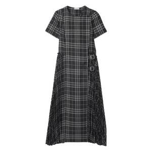 버버리 체크 버클 플리츠 드레스, 블랙계열+그레이계열, UK 8(KR 55)