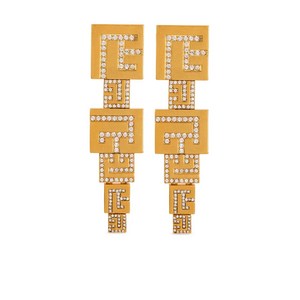 발망 PB 로고 펜던트 이어링