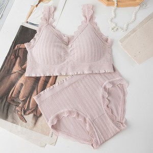 꿀쥬 레이스 볼륨 브라렛 세트