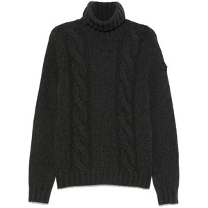 몽클레르 터틀 넥 스웨터