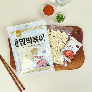 [아리홈] 옛날 밀 떡볶이 2~3인분 300g 간편조리 밀키트 실온보관, 1개