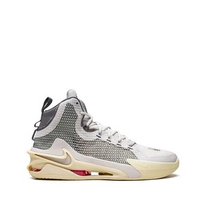 나이키 줌 GT 점프 스니커즈