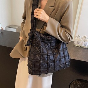 엣지Shop 여성 데일리 가벼운 심플 숄더백