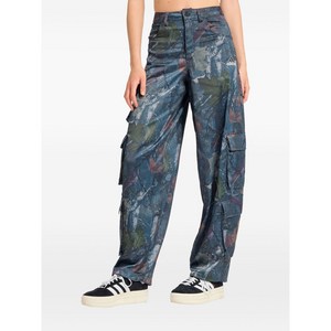 아디다스 나뭇잎 카모 프린트 새틴 카고 팬츠