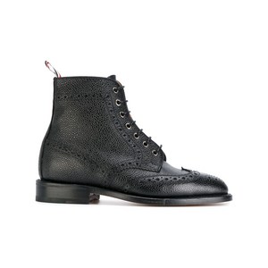 톰 브라운 블랙 페블 그레인 가죽 밑창 윙팁 브로그 부츠, Europe 40(KR 260), 블랙계열