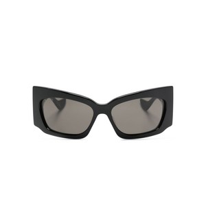 구찌 기하학 프레임 틴트 선글라스