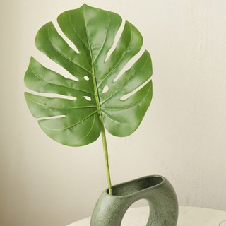 3. 몬스테라 리프 ..