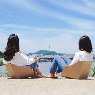 페이퍼팝 메가토트 등받이 종이의자