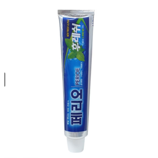 페리오 뉴 후레쉬 알파 치약 사용 모습