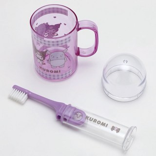 메리마켓 산리오 쿠로미 휴대용 외출용 여행용 접이식 칫솔 양치컵 세트, 1세트, 110ml