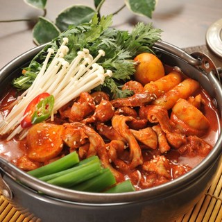 봉이닭짱 닭내장탕(2 3인분)700g 닭 내장 곱창 전골 알탕 알집 찌게 국물 간편식 밀키트 야식 술안주 즉석국, 700g, 1개