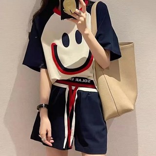 Hasvz 여름 신상품 여자 트레이닝복 세트 모던 캐주얼 빅 사이즈 루즈핏 스마일 패턴 반팔 반바지 세트