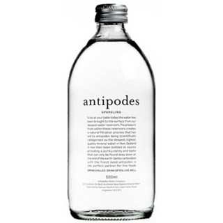 ANTIPODES 스파클링 워터 사용 모습