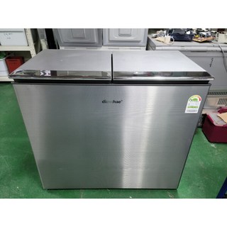 중고김치냉장고 메탈화이트형 신형급 200리터 이상