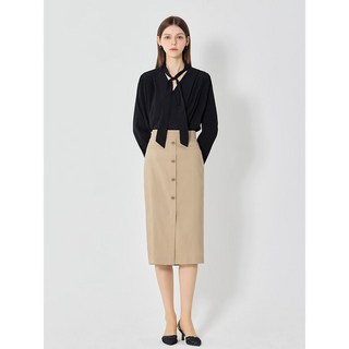 쉬즈미스 페미닌 버튼 포인트 미디 스커트 택가격 218000원