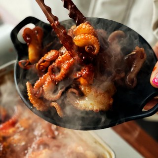 대한 쭈꾸미볶음 쭈꾸미 맛집 밀키트 300g 1+1, 2개