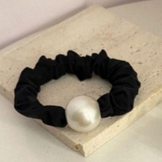 진주 곱창끈 Pearl scrunchies