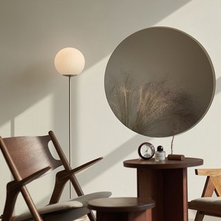 토네이도 플로어스탠드 장스탠드 거실 유리 화이트