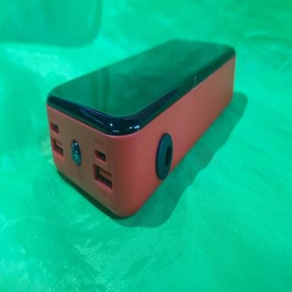 트리아이나 캠핑용 파워뱅크 사용 모습