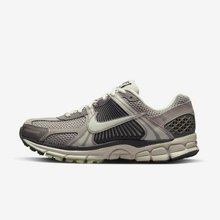 나이키줌보메로5 메탈릭실버 코블스톤 나이키 런 여성 런닝화 운동화