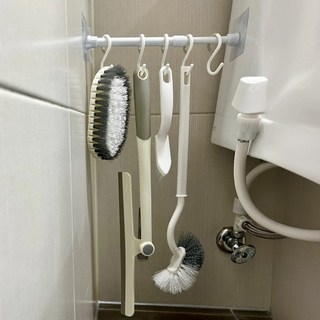 1. 생활톡 화장실 ..