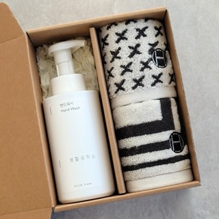 생활공작소 핸드워시 500ml + 주방타올 2p 크라프트 끈 완포장 (결혼식 개업 돌잔치 조문 승진 퇴사 생일 프리미엄 돌답례품), 1세트, 송월 주방타올2p