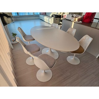 Serendipity Bloom 식탁 대리석 테이블