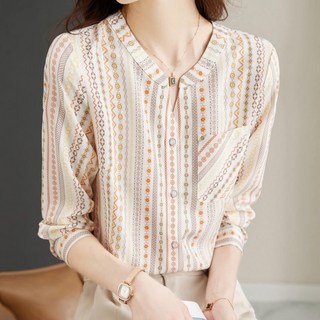 봄신상 브이넥 무늬 화사한 블라우스
