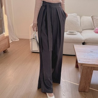 떳다그녀 디렉팅 타이 스트라이프 와이드팬츠 벨트 스트랩 세미정장 통바지 슬랙스