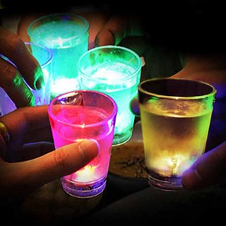 마시면 꺼지는 예쁜 술자리 파티 LED소주잔 맥주잔 세트, 맥주잔1+1, 1개