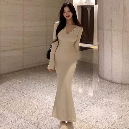 더퀸 슬림핏 홀복 브이넥 롱원피스 6179
