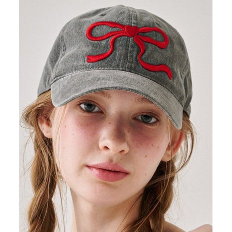 론론 RONRON HEART RIBBON BALL CAP CHARCOAL-추천-상품