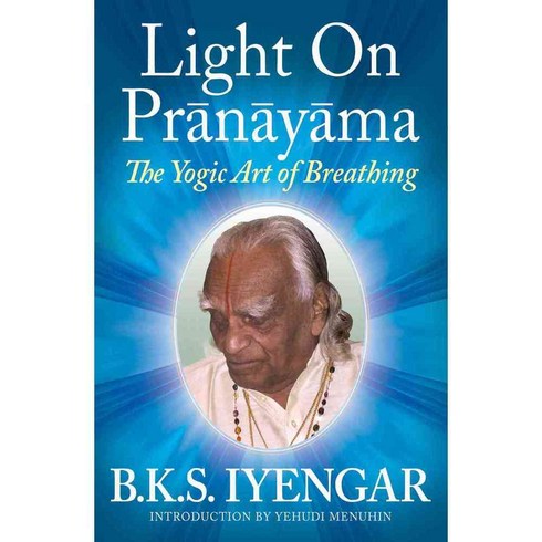 Light on Pranayama the Yogic Art of Breathing, Crossroad Pub Co