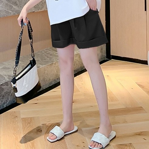 어디에나 편안하게 입을수 있는 임산부 반바지