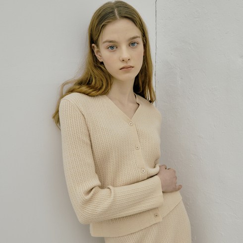 2023년 가성비 최고 질스튜어트가방 - 질바이질스튜어트 여성용 Baby Cable Knit Cardigan