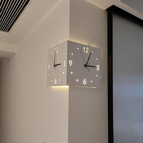 양면 코너 벽시계 무소음 인테리어 LED, 화이트(인체센서라이트충전모델)