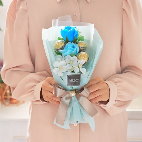 2024년 가성비 최고 페레로로쉐 꽃다발 - 꽃다발 선물 쇼콜라 페레로로쉐 블루 졸업식 재롱잔치, 단품