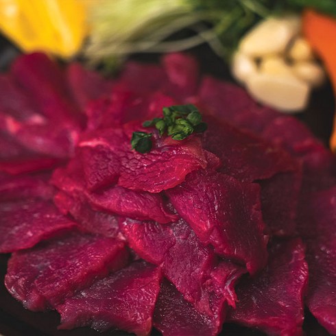 정육점아지야 - 국내산 육사시미 200g+100g(추가) 총300g 간편식 캠핑음식 [마장동 소가네], 1개, 200g