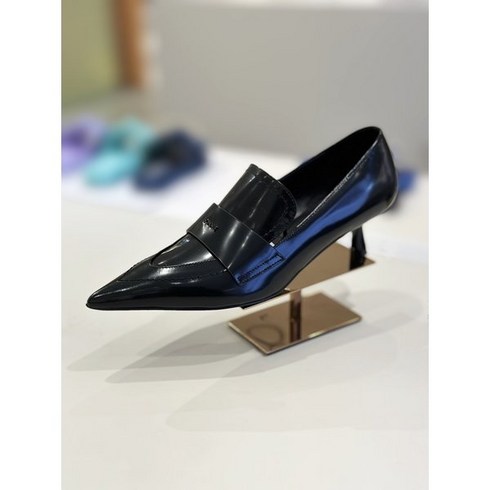 슈콤마보니 로퍼 펌프스 블랙 DG1BA22502BLK