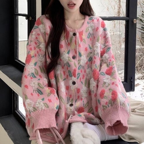 도오빠 느벨른 여성 니트 가디건 핑크 꽃무늬 플라워 아우터 오버핏 레이어드 스웨터 겨울 여자가디건