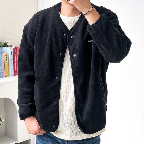 써스데이아일랜드가디건 TOP01