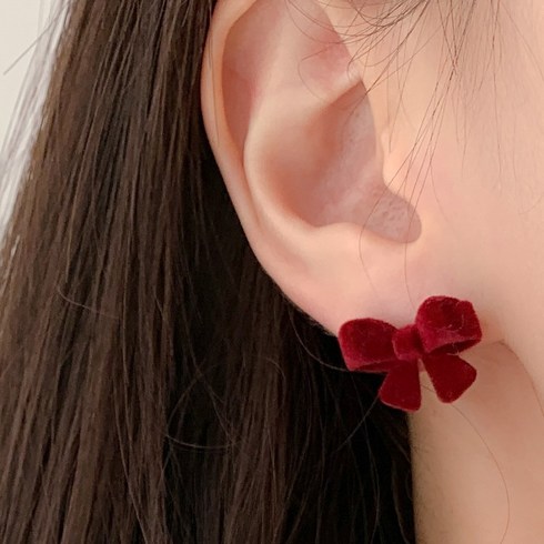 블루씨티 러버 벨벳 리본 스터드 귀걸이