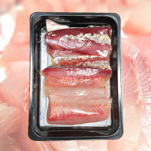 리아마켓 자연산 겨울 제철 활대방어 11kg급 필렛 500g + 초장세트 증정, 1개, 활 대방어회 필렛 500g 내외/소스 증정