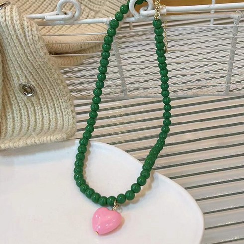 다왕 duZN202 빅 비즈 프린세스 하트 목걸이