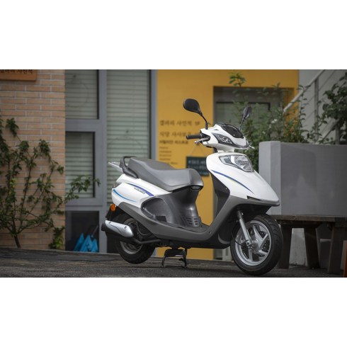 100cc 스쿠터 - 100CC 배달 출퇴근 스쿠터 KR모터스 22년식 파트너100 유로5버전, 화이트