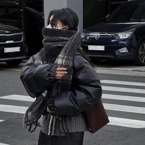 ANYOU 여성 숏패딩 2023 겨울 패션 PU 점퍼 경량패딩