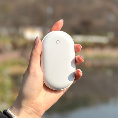 2023년 가성비 최고 양면발열휴대용손난로 - 파인뮤제오 양면발열 충전식 손난로 보조배터리 휴대용 전기 전자핫팩 C타입, 04. 네이처 화이트