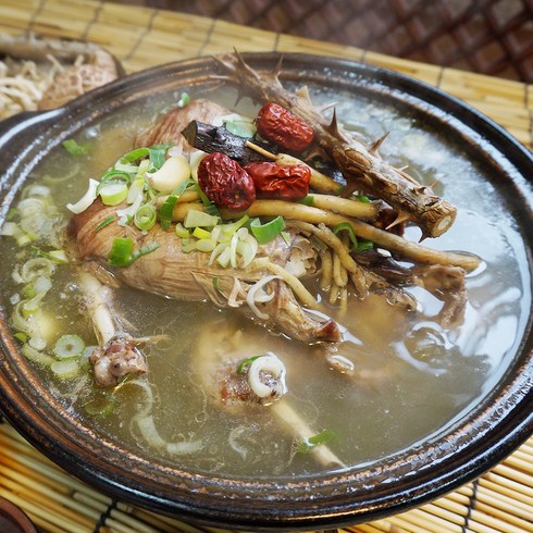 오리백숙밀키트 - 청둥이 가마솥 토종오리 백숙 4인분 캠핑 밀키트 오리탕 조리완료제품, 4kg, 1개