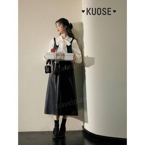 UKC0060182713 - KUOSE 쿠오세스커트 PU 가죽치마 블랙 뷔스티에