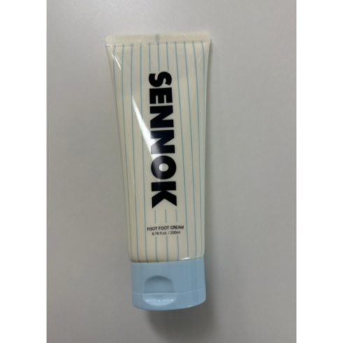 SENNOK FOOT FOOT CREAM 200ml 1개 센녹 풋 크림 보습 발각질 케어 제거 발크림 발관리 발보습 뒤꿈치각질 각질관리 각질크림 각질제거 겨울보습 겨울발크림